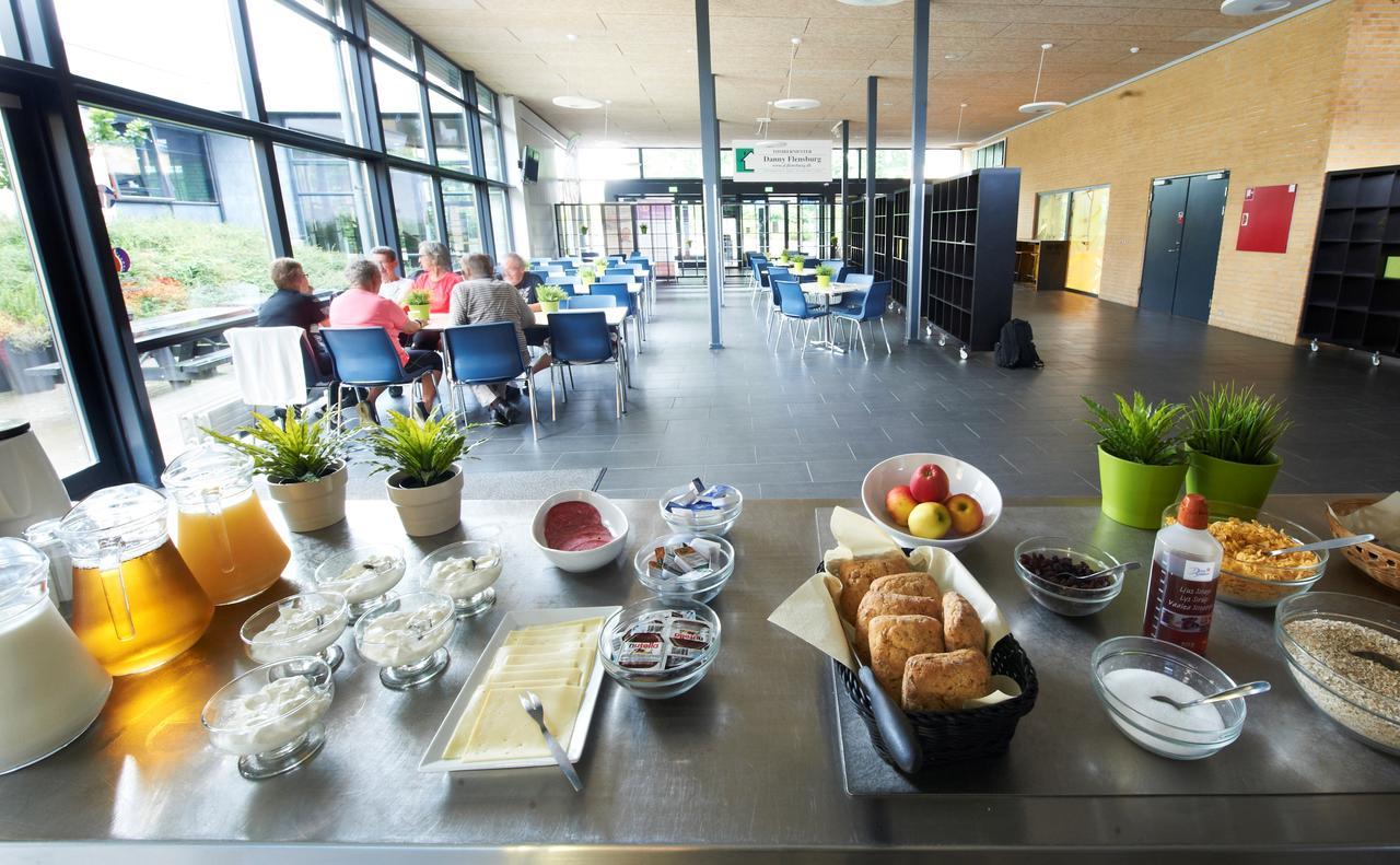 Midtfyns Ferieby Hotel Ringe Exterior photo